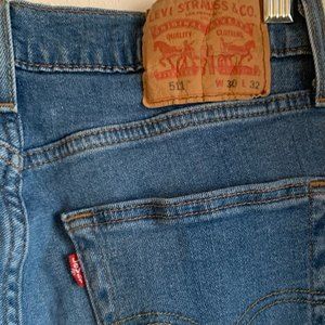 🥰SALE🥰 Levi Strauss & Co 511 Straight Leg Size 30/32